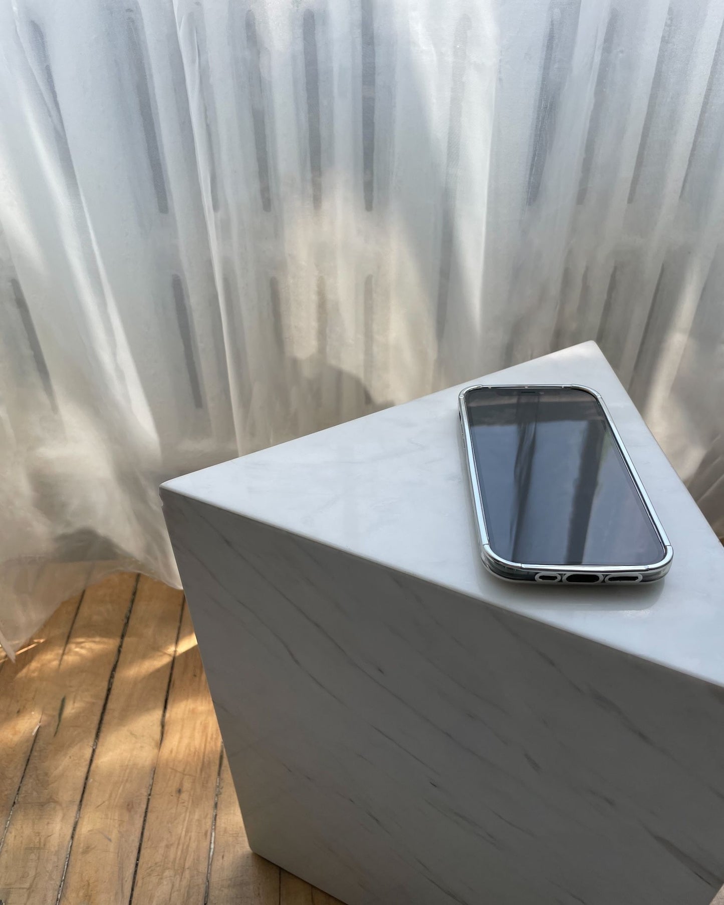 Lucent Sleek Mirror iPhone Case